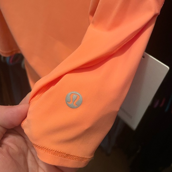 Lululemon top size 14 - Picture 4 of 5